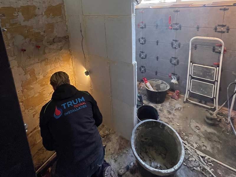 Badkamer-renovatie-door-ervaren-loodgieter-Trum-Totaal-Installaties